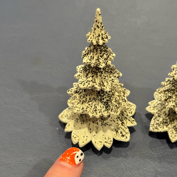 Vintage West Germany Tree Christmas
Ornament Celluloid Pine Tree Mica - Picture 4 of 10